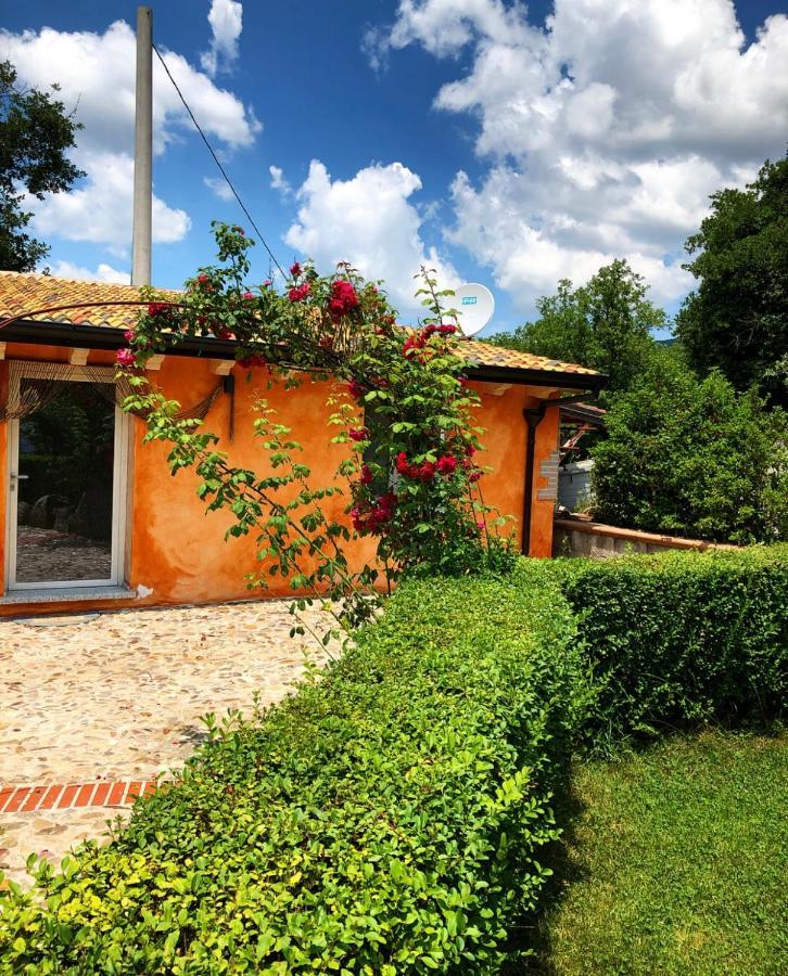 Casa Vacanza Centro Sardegna Sorgono Екстериор снимка