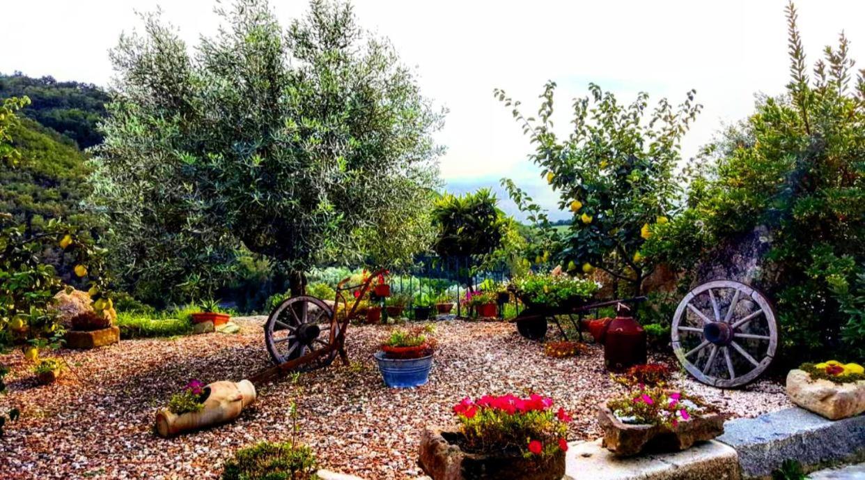 Casa Vacanza Centro Sardegna Sorgono Екстериор снимка